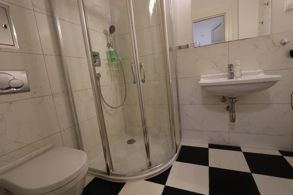 Fantastic Waw - Kp22 Room D Varsóvia Exterior foto